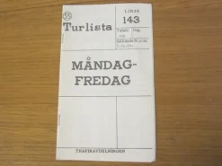 Tradera Tidtabeller<Tidtabell Buss Linje 143 Turlista - Måndag-Fredag 1964