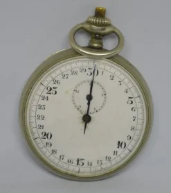 Tradera Tidtagarur boett 5cm ej fungerande nu, övrigt skick se bilder^ Tidtagarur