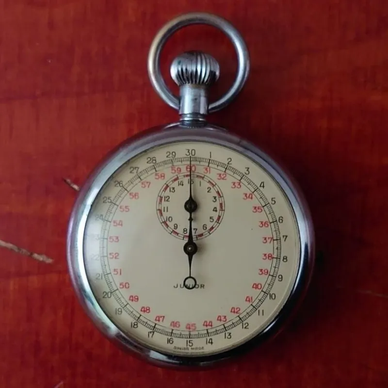 Tradera Tidtagarur junior swiss made^ Tidtagarur