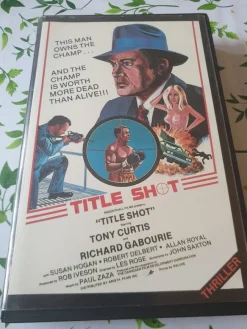 Tradera Title Shot Fd hyrfilm Svart VTC^ Vhs-filmer