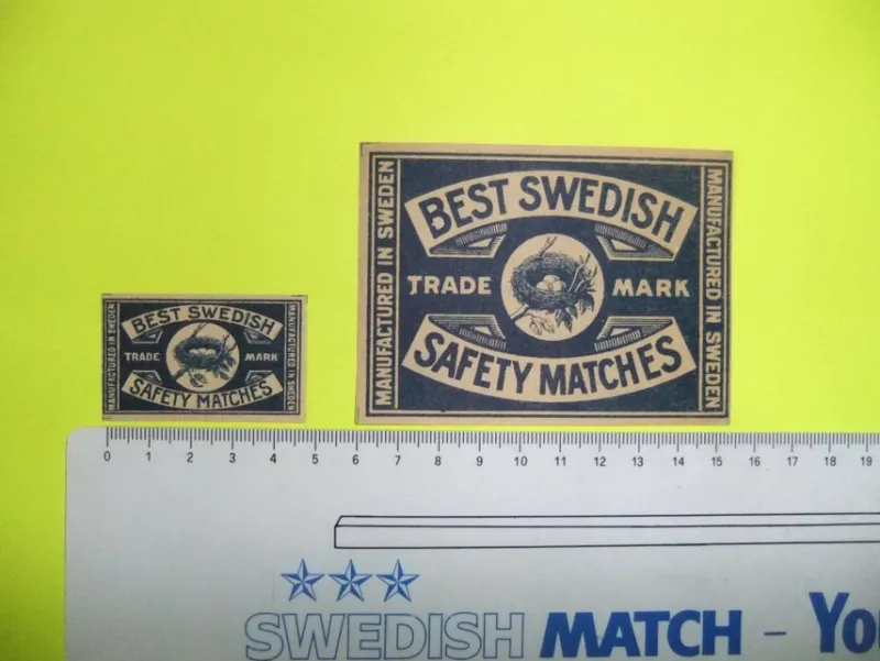 Tradera Tobakiana<Tändsticksetikett(er). Mönsterås 84. BEST SWEDISH. Typ 2. Ask+Paket