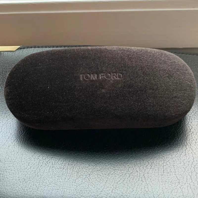 Tradera Tom Ford glasögonfodral med glasögon Modell Bond street> Glasögon & Tillbehör