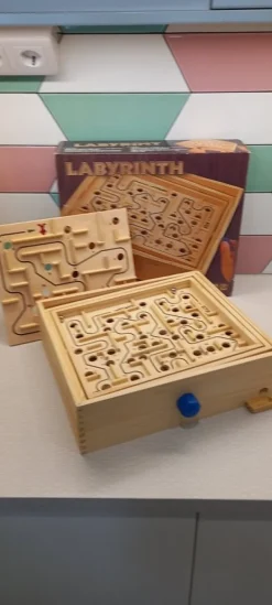 Tradera Trä labyrint spel^ Bräd- & Sällskapsspel