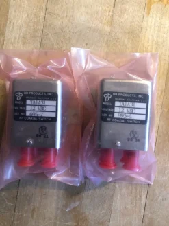 Tradera Transferswith, 2 nya i påsar, DB Products, Inc. TA1A31 RF Koaxial Switch^ Elektronikinstrument