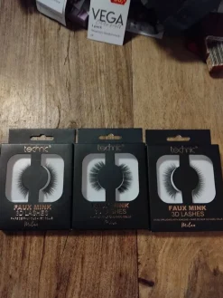 Tradera Smink<Tre nya paket lösögonfransar