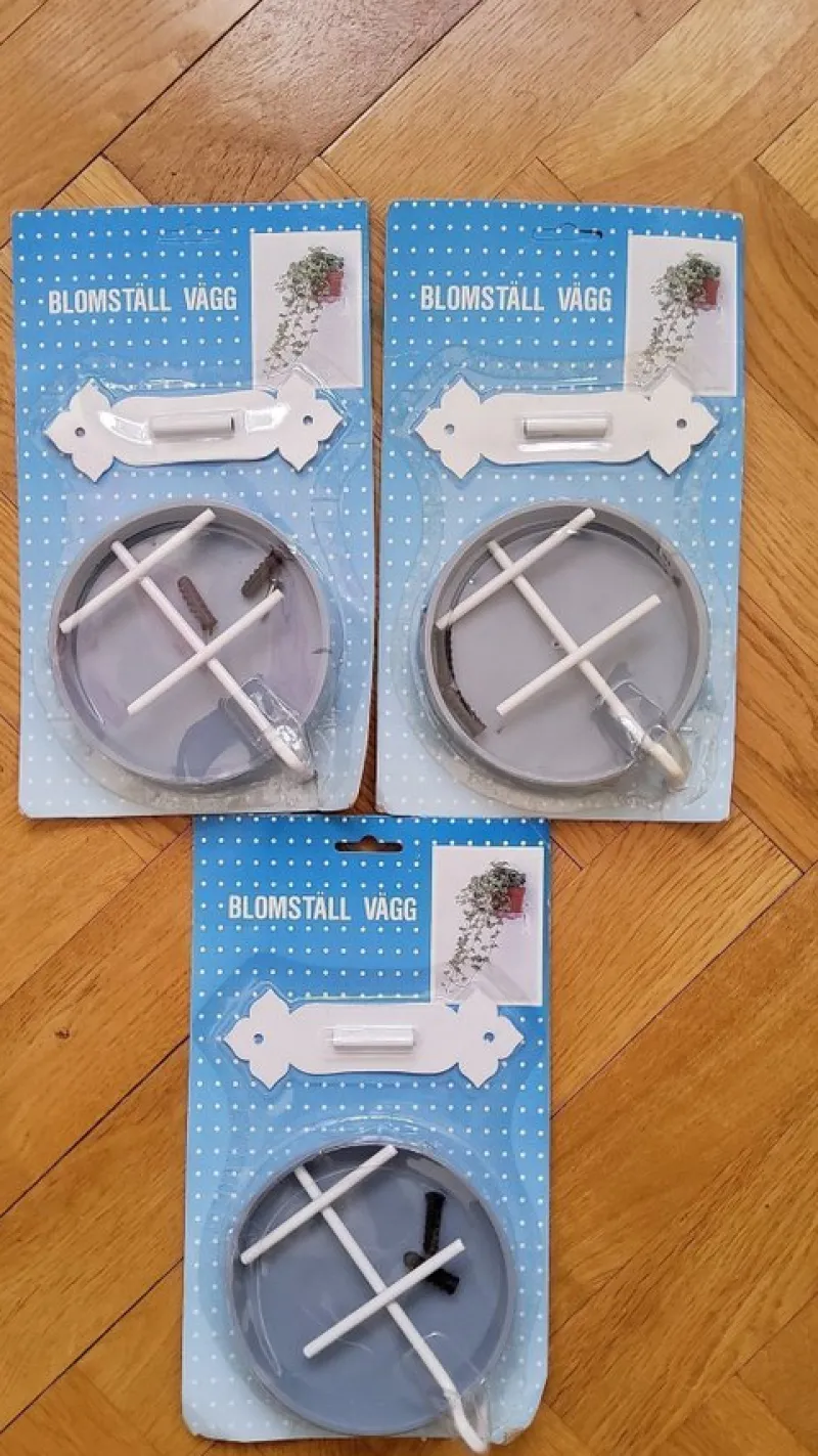 Tradera Krukor & Odlingssystem<Tre stycken blomställ till vägg i obrutna förpackningar!