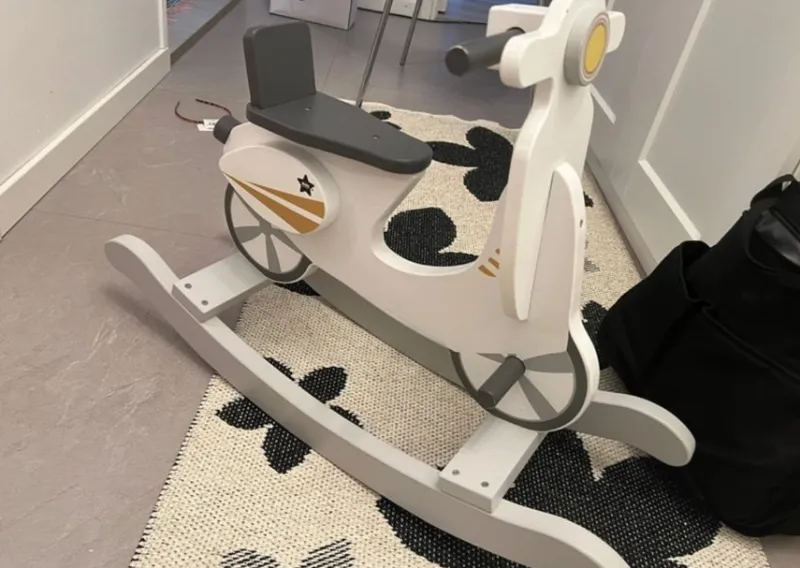 Tradera Trägunghäst Scooter - Kids Concept> Gunghästar & Åkdjur