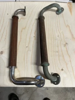 Tradera Trähandtag i mässing och trä> Krokar, Handtag & Beslag