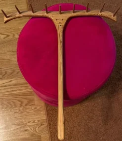 Tradera Träräfsa barn Gammal Längd 40cm bredd 30cm Signerad V.W> Allmoge