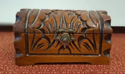 Tradera Smyckeskrin & -förvaring<Träskrin / Smyckesskrin