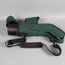 Tradera Tubkikare Fodral Med Bärrem 20x-60x80 mm ca B: 41 cm H: 11 cm Svart Gott Skick^ Kikare & Teleskop