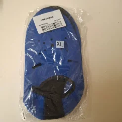 Tradera Simning<Tunn badsko poolsocka halksäker blå neopren stl 39 - 40