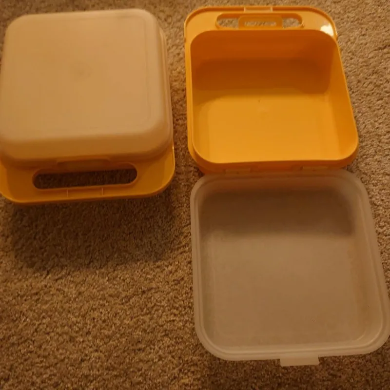 Tradera Tupperware burk box två st matlådor> Pyssla & Måla