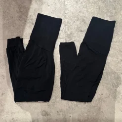 Tradera Två par gravidbyxor från Boob i svart storlek M^ Mammakläder