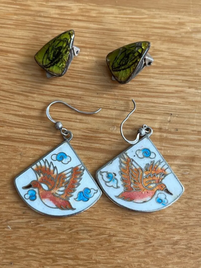 Tradera Örhängen<Två par örhängen