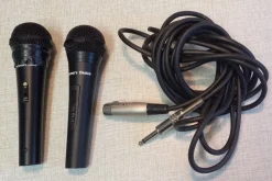 Tradera Två Performer's Choice Pro-MIC 12 dynamiska mikrofoner med kabel^ Studio & Scenutrustning