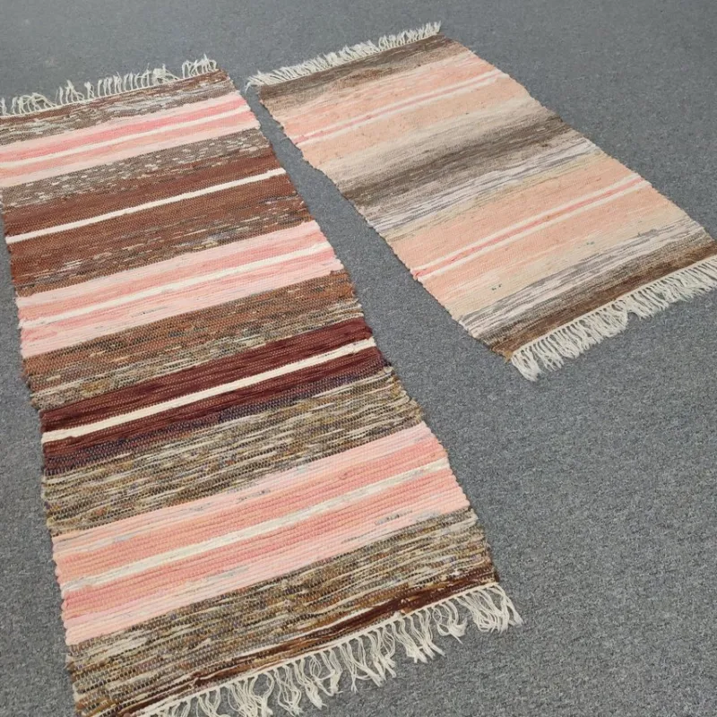 Tradera Två stycken handvävda mattor> Mattor