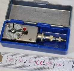 Tradera Tysk vintage självutlösare i metall av märket Autoknips V^ Fotoutrustning