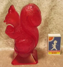 Tradera Sparbössor<U0296 Sparbössa Ekorre Röd