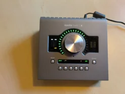 Tradera Universal Audio Apollo Twin X^ Studio & Scenutrustning