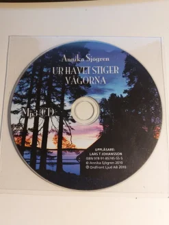 Tradera Ur havet stiger vågorna - Ljudbok på MP3 av Annika Sjögren> Ljudböcker & Språkkurser