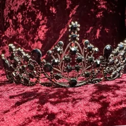 Tradera Hårsmycken & Diadem<Vacker svart tiara krona Häxa Goth Maskerad Burlesque Vampyr Vintage Retro