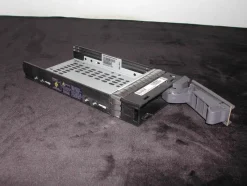 Tradera Vagga _ NetApp DS4243, 3,5> Datorservrar & Tillbehör