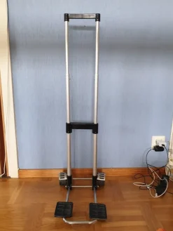 Tradera Vagn med teleskopiskt handtag^ Resetillbehör