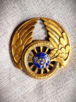 Tradera Mobilia<Vagnsmärke Svenska Motorförbundets emblem med vingar