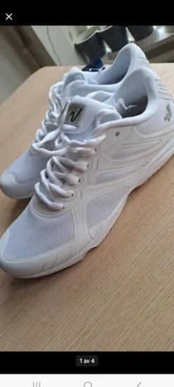 Tradera Gymnastik<Varsity Rise Cheerleadingskor, Vita, EUR 39