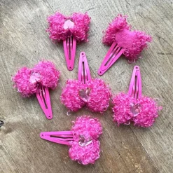 Tradera Varupartier<VARUPARTI 60 st - Hårspännen rosa med hjärta och fluffig rosett från Lollipop