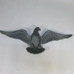 Tradera Väggrelief i gjutjärn, i form av örn med utsträckta vingar> Övrig Antik & Design