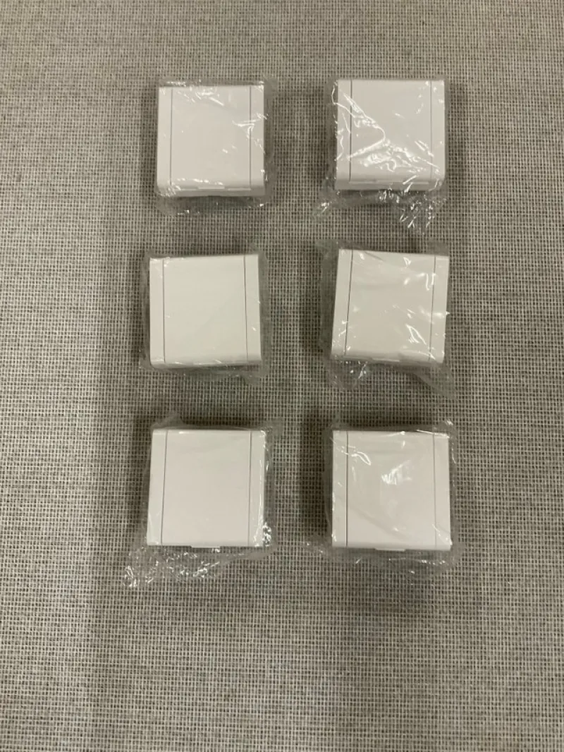 Tradera Vägguttag IP44 infällda.> Elinstallation