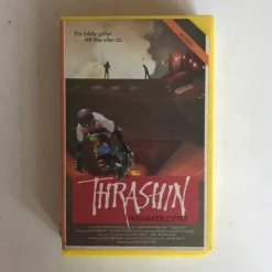 Tradera VHS Thrashin’-Massakerloppet (1986) ex-rental skateboard thrasher klassiker^ Vhs-filmer