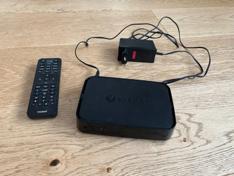 Tradera ViaSat digitalbox DZS3000NV^ Digital-tv