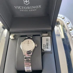 Tradera Victorinox Swiss Army Damklocka^ Armbandsur