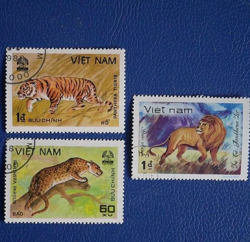 Tradera Vietnam 3 st stora frimärken ,Tiger Lejon Leopard^ Asien