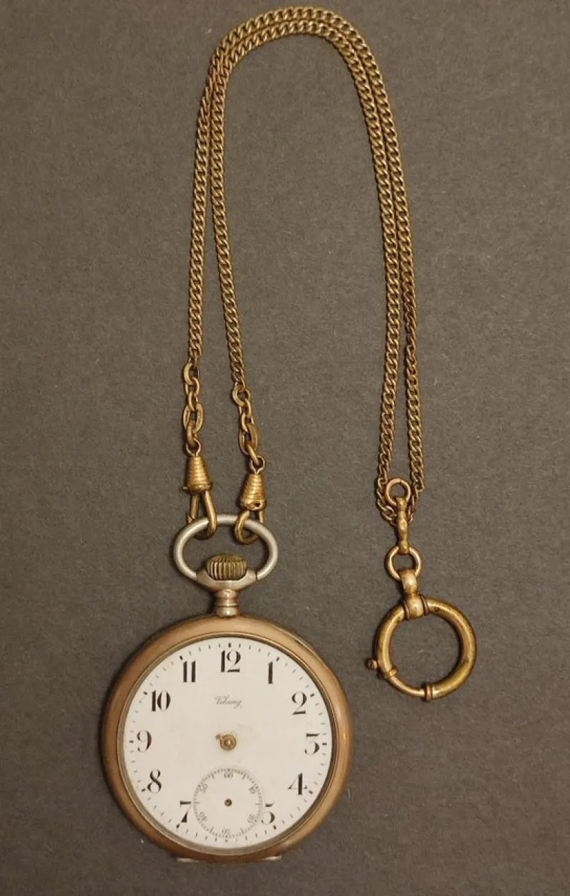 Tradera Viking fickur i silver med kedja^ Fickur