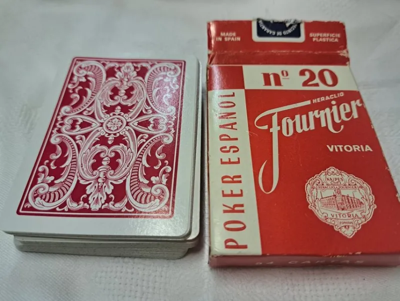 Tradera Spelkort<VINTAGE 1961 POKER ESPAÑOL Nº20 Naipes Fournier Playing Cards Red Back Box Spain