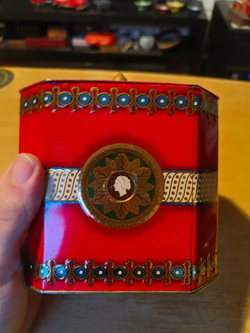 Tradera Plåtemballage<Vintage Plåtburk