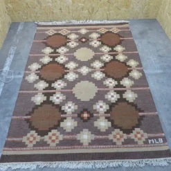 Tradera Vintage, Röllakan med signatur ^ Inredning & Hushåll