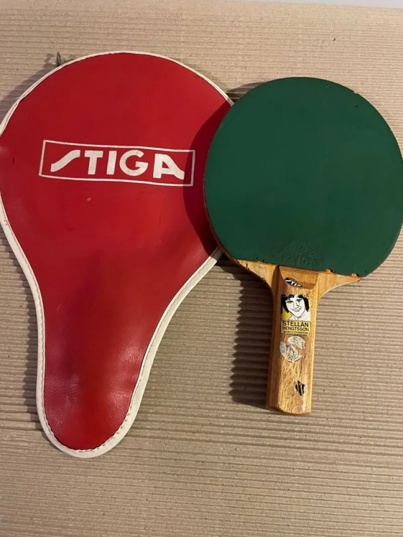 Tradera Bordtennis & Pingis<Vintage Stiga bordtennisracket, junior, Stellan Bengtsson med fodral
