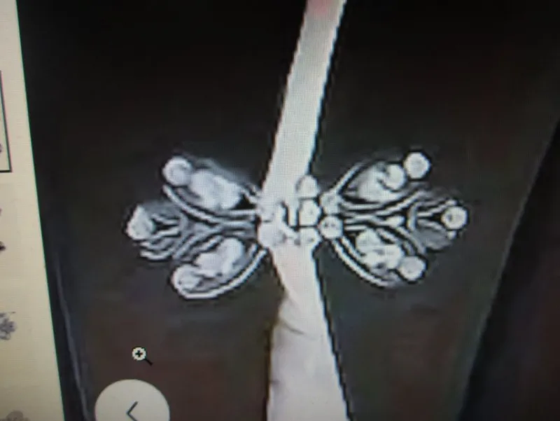 Tradera Vintage Virvel Design för Koftor, Sjalar & Klänningar - Silvergrå Modeaccessoar> Övriga Accessoarer