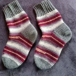 Tradera Virkade raggsockor^ Kläder