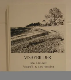 Tradera Visbybilder från 1980-talet. Fotografik av Lars Hasselrot> Planschverk & Illustrerade Böcker