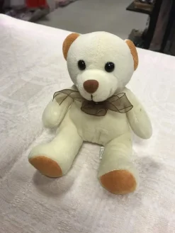 Tradera Vit Björn> Gosedjur