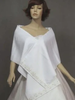 Tradera Vit satinsjal med spets och pärlbroderier, helt ny!> Bröllopsaccessoarer