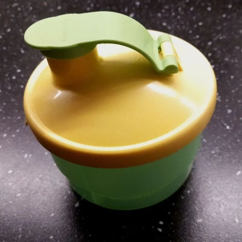 Tradera Vällingdosering / prylburk Tupperware^ Tupperware