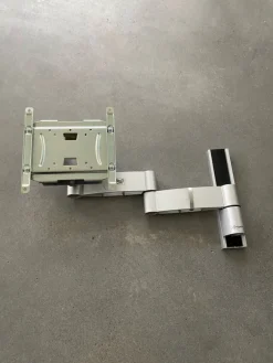 Tradera Vogel's VFW 432 Väggfäste Silver, 23-32^ Tv & Tillbehör