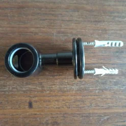 Tradera Vola T9 duschhållare i svart> Badrum